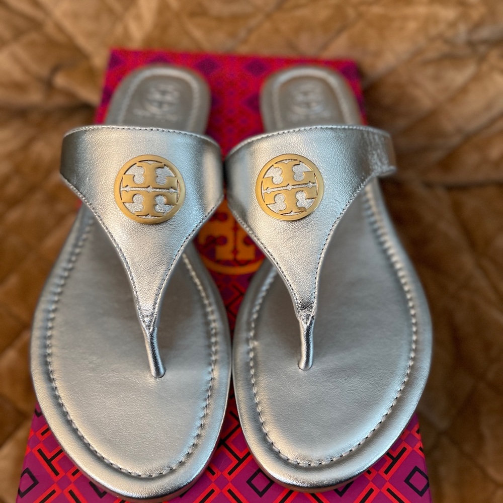 Tory Burch Silver Leather Sandals 8.5